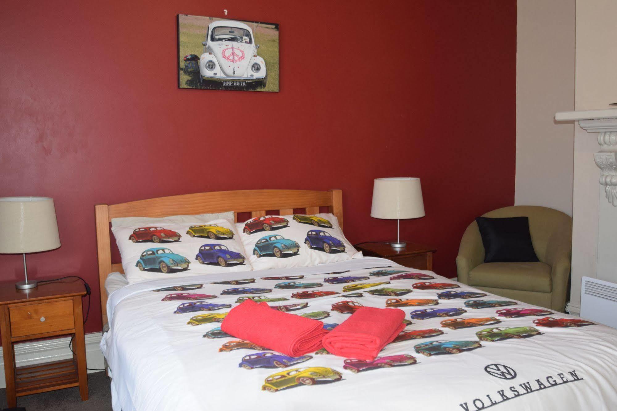The Bug Backpackers Hostel Nelson Exterior photo